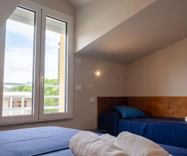 Eucaliptus Lejlighedshotel Marina dʼAndora