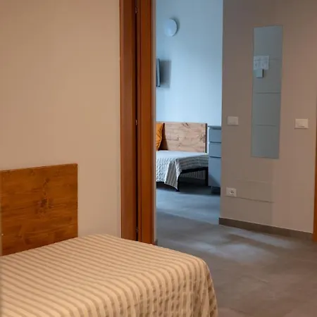 Eucaliptus מלון דירות *